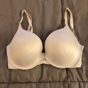 Victoria Secret padded perfect coverage bra